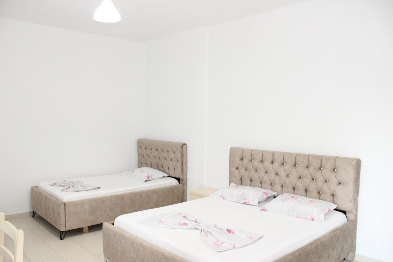 Leva'S Apartments Саранда Экстерьер фото