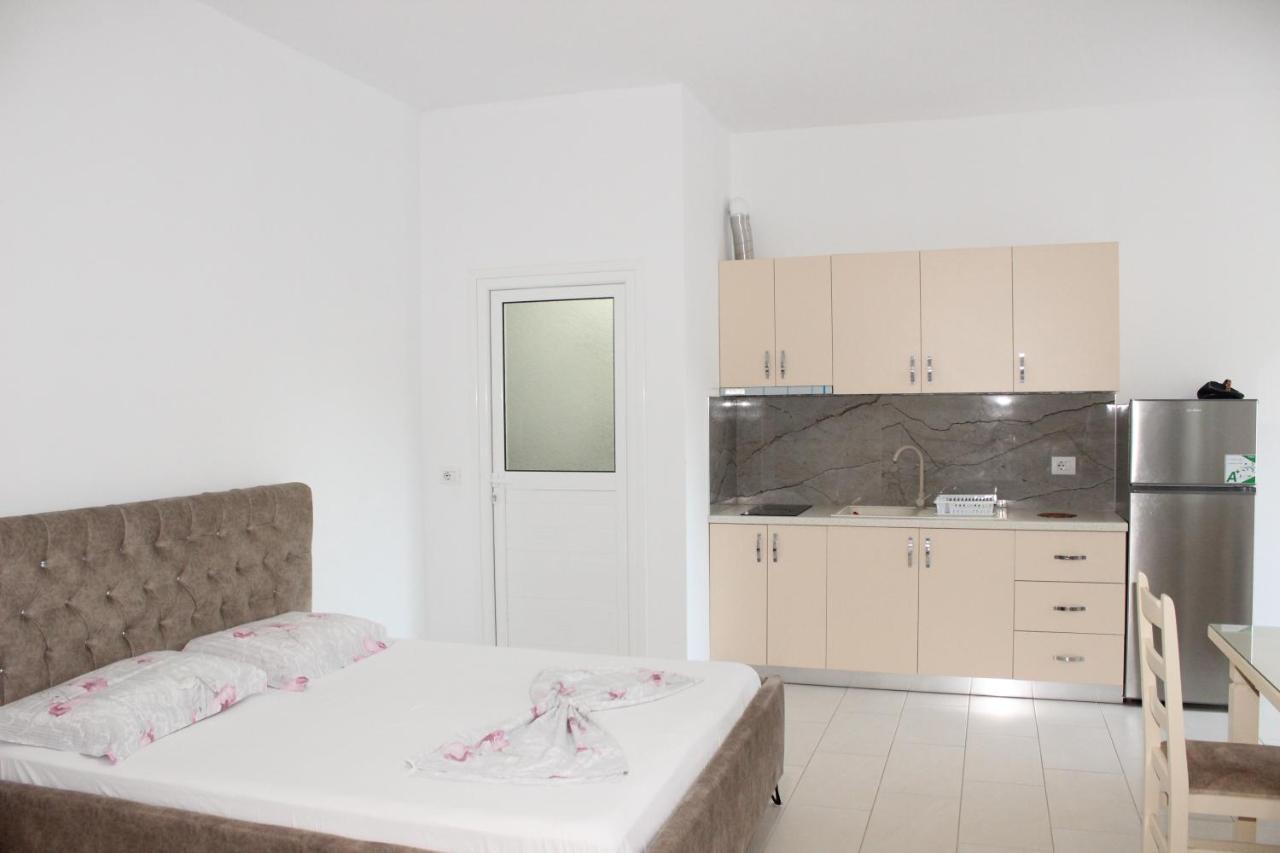 Leva'S Apartments Саранда Экстерьер фото